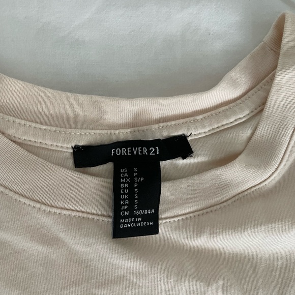 Minimal Graphic Tee - Picture 3 of 3